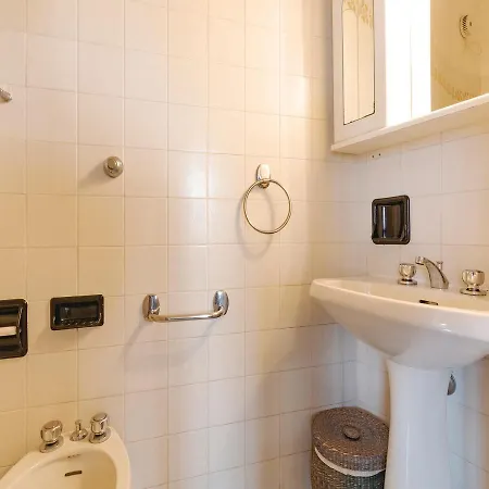 Easy Peschiera 2c Apartamento *